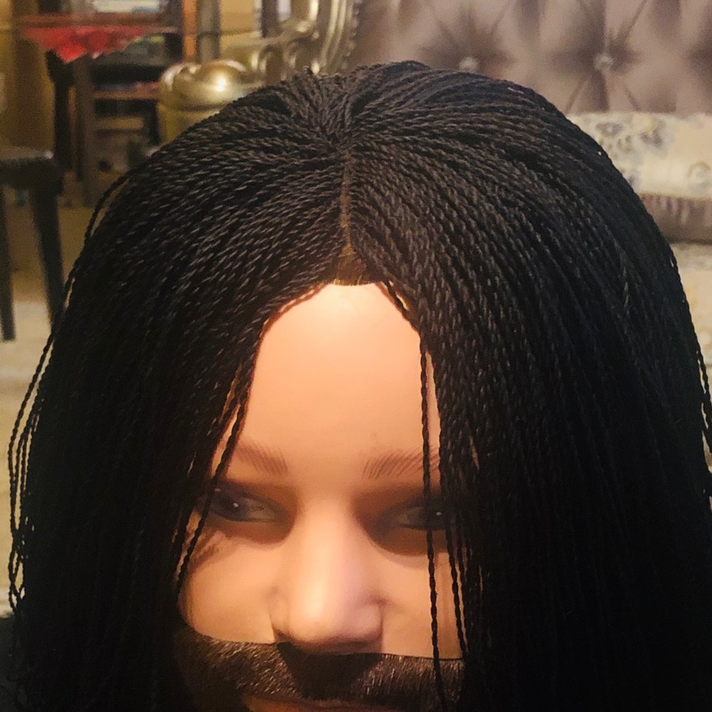 Twisting wig